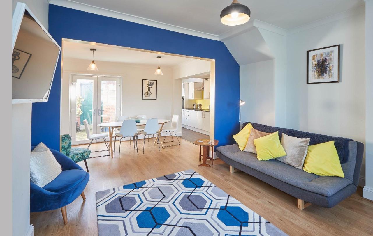 Host & Stay - Artist House Loftus Bagian luar foto