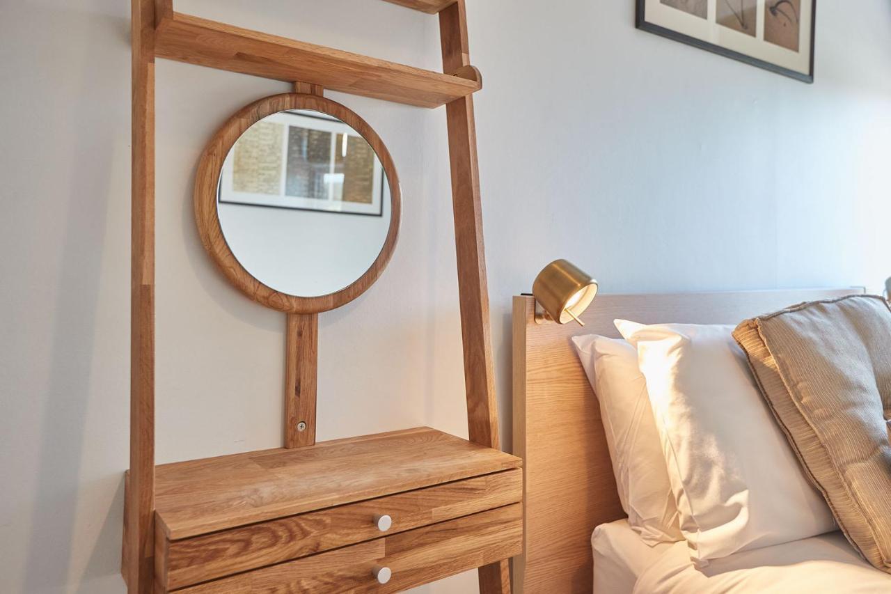 Host & Stay - Artist House Loftus Bagian luar foto